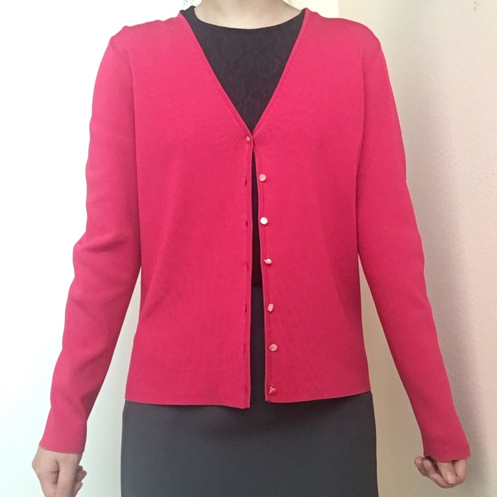 Ann Taylor Women’s Fuchsia Button Down Long Sleeve Cardigan